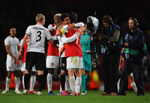 1万分里程碑创六纪录！华子赛后致敬科比 近9战场均31分升西部第4