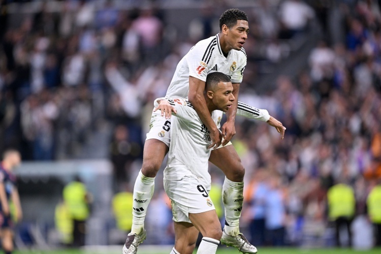 常规赛12月20日：北京北汽VS深圳马可波罗 周琦集锦