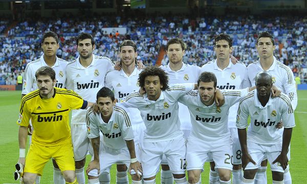 一个充了钱的冤种给永劫无间的祝福！